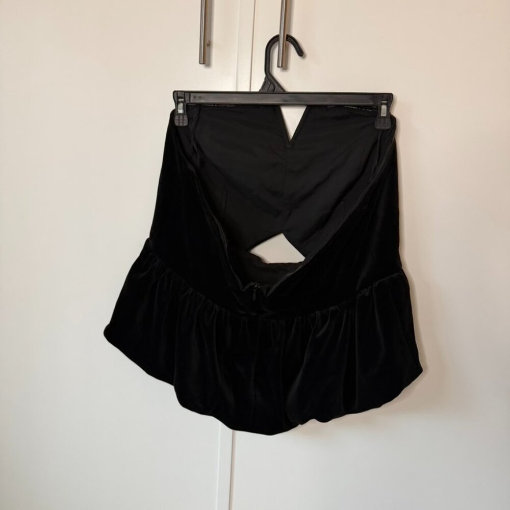 Express Velvet Strapless Cutout Peplum Tube Top & Skirt - Picture 5 of 7